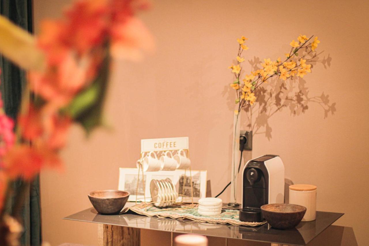 Appartement Charming Apartment: Only 10 Minutes To The Center