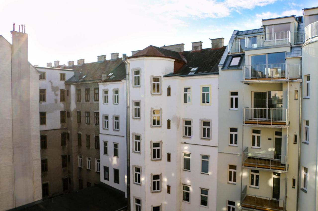 Charming Apartment: Only 10 Minutes To The Center Appartement