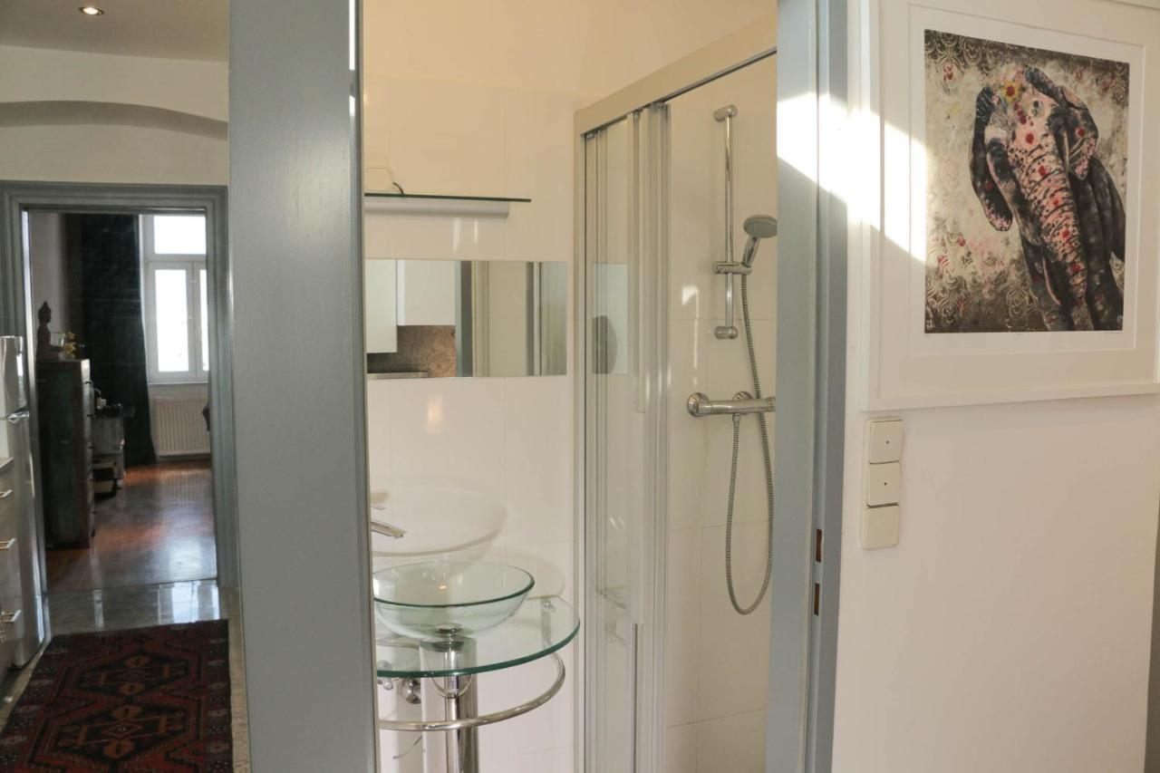 Appartement Charming Apartment: Only 10 Minutes To The Center Vienne